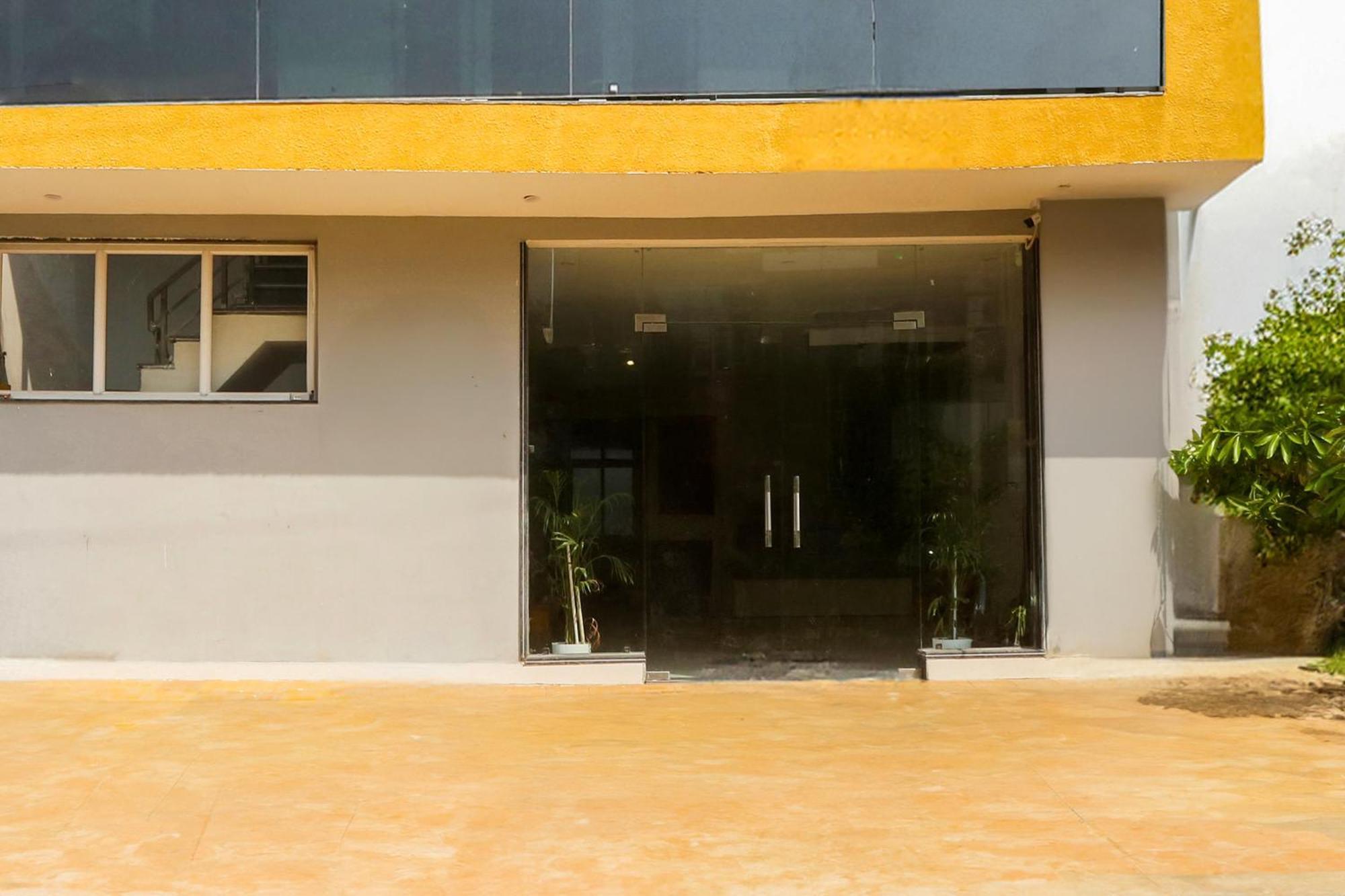 Hotel Super Townhouse Sector 69 Gurgaon Exterior foto
